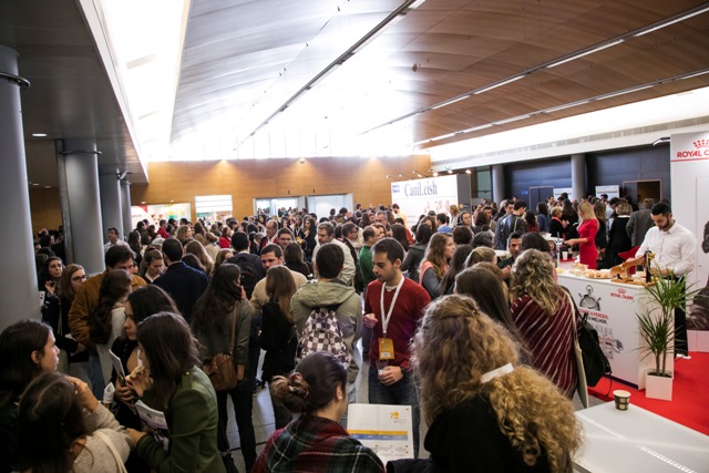 Momento de convívio entre os participantes do 7º EFOMV